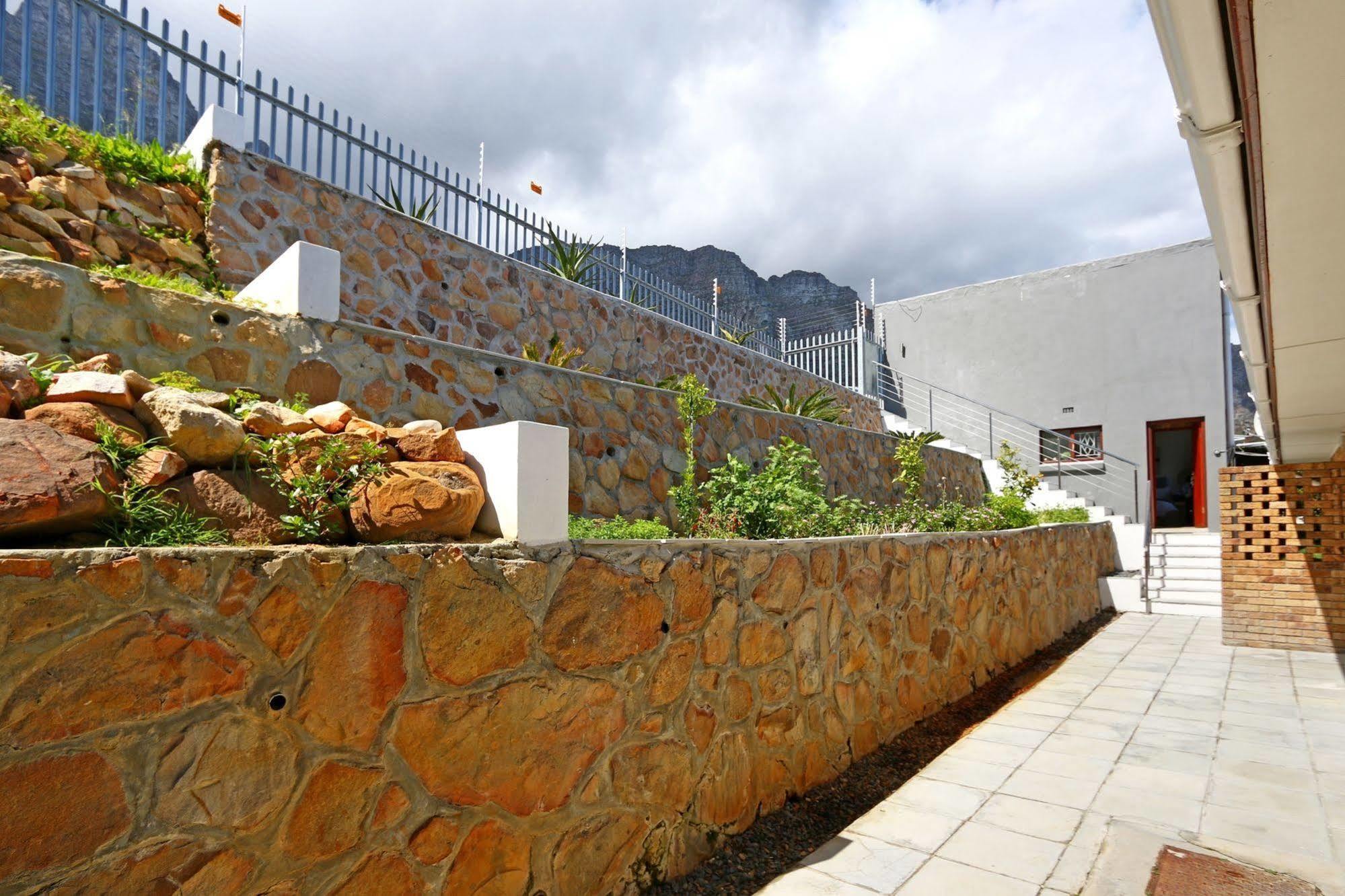 African Groove Camps Bay 开普敦 外观 照片
