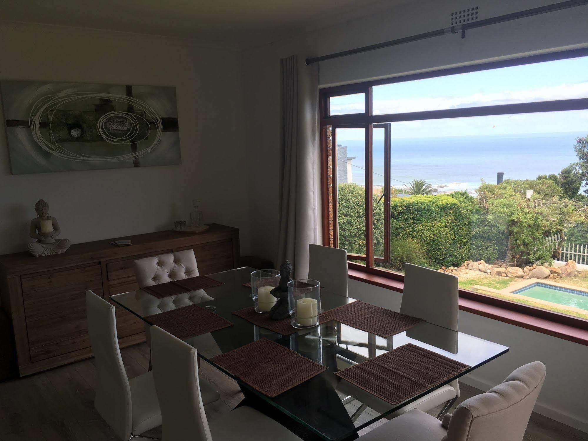 African Groove Camps Bay 开普敦 外观 照片